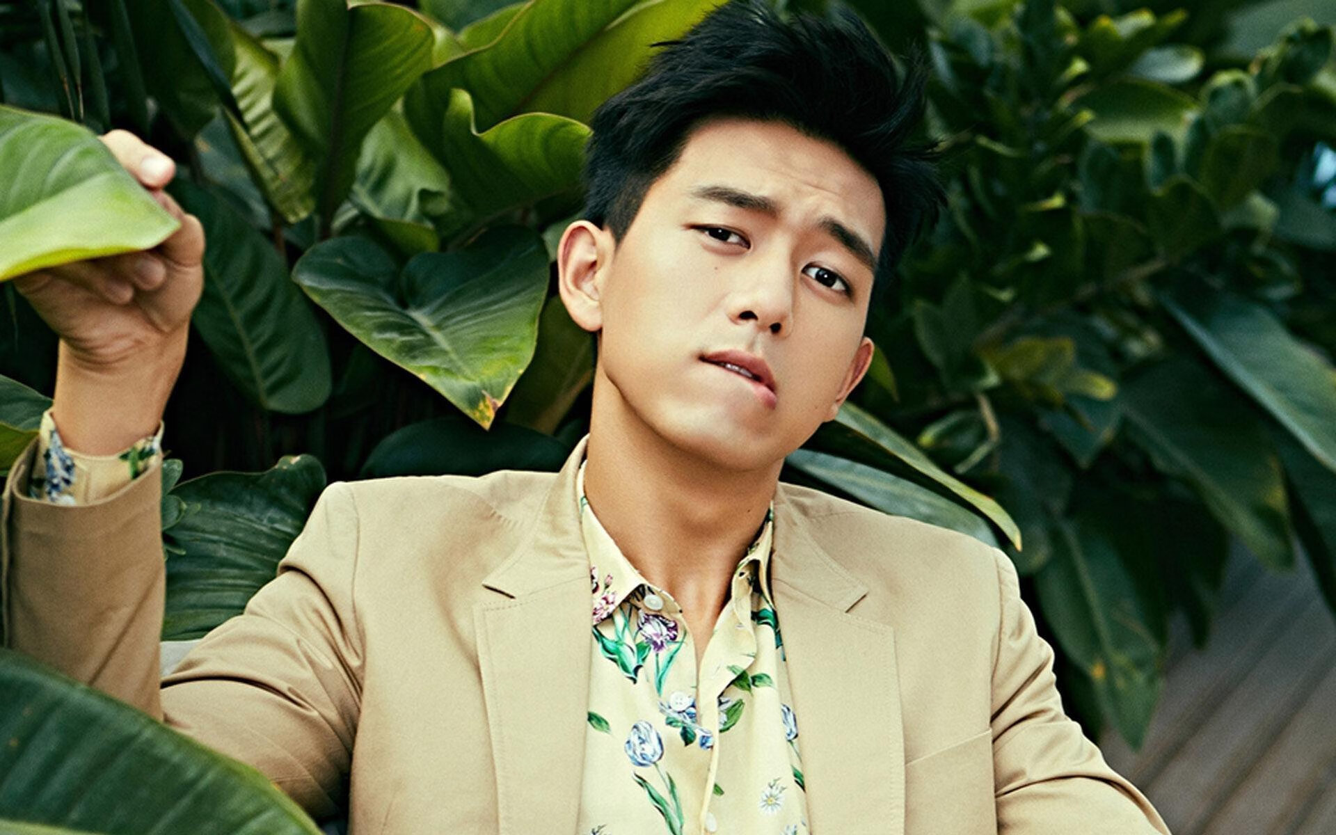 巨星杜兰特的毁灭交响曲，独行侠为何能在慈善赛冲垮广厦防线？