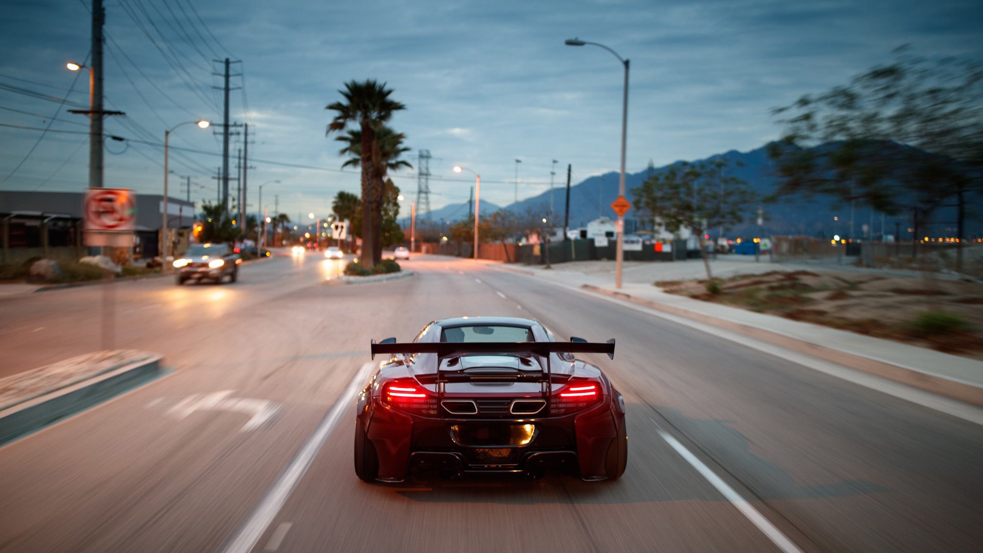 冰岛大狙的最后远射与阿森纳新枪的轰鸣，足球，从集体铁壁到天才接管